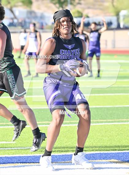 Thumbnail 1 in Greenway vs. Cesar Chavez (O'Connor 7 on 7 -  Saturday Night Lights) photogallery.