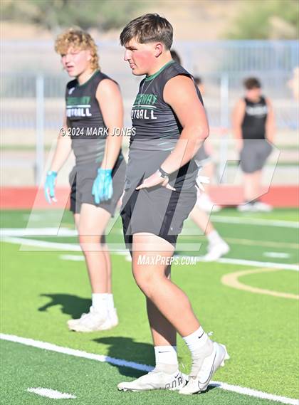 Thumbnail 3 in Greenway vs. Cesar Chavez (O'Connor 7 on 7 -  Saturday Night Lights) photogallery.