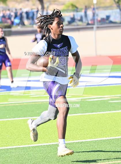 Thumbnail 3 in Greenway vs. Cesar Chavez (O'Connor 7 on 7 -  Saturday Night Lights) photogallery.