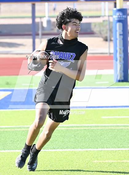 Thumbnail 1 in Greenway vs. Cesar Chavez (O'Connor 7 on 7 -  Saturday Night Lights) photogallery.