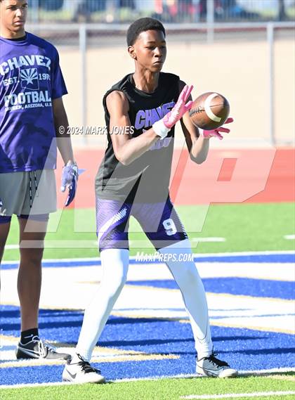 Thumbnail 1 in Greenway vs. Cesar Chavez (O'Connor 7 on 7 -  Saturday Night Lights) photogallery.