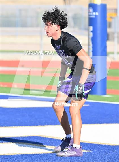Thumbnail 1 in Greenway vs. Cesar Chavez (O'Connor 7 on 7 -  Saturday Night Lights) photogallery.