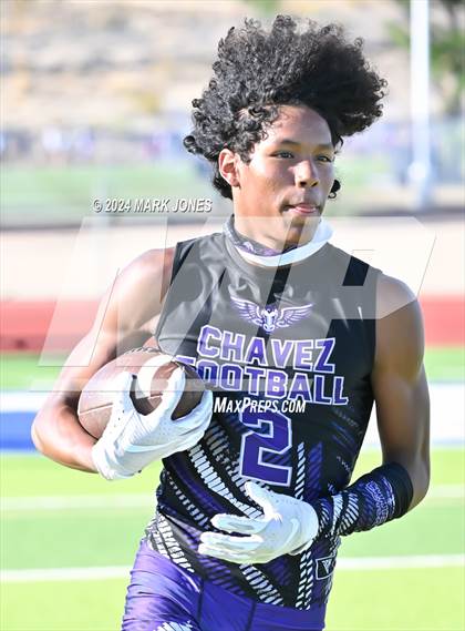 Thumbnail 3 in Greenway vs. Cesar Chavez (O'Connor 7 on 7 -  Saturday Night Lights) photogallery.