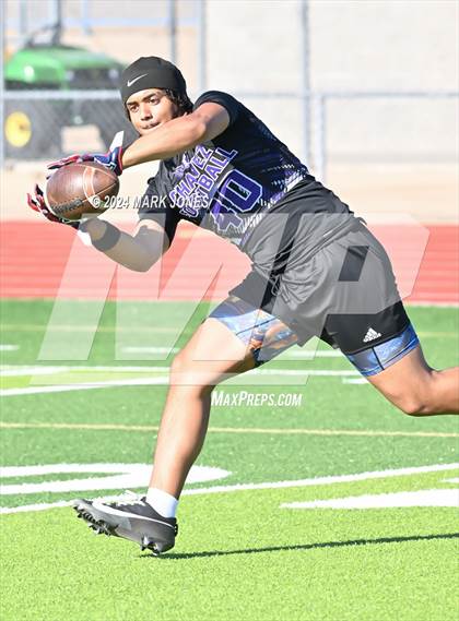Thumbnail 1 in Greenway vs. Cesar Chavez (O'Connor 7 on 7 -  Saturday Night Lights) photogallery.
