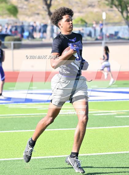 Thumbnail 1 in Greenway vs. Cesar Chavez (O'Connor 7 on 7 -  Saturday Night Lights) photogallery.