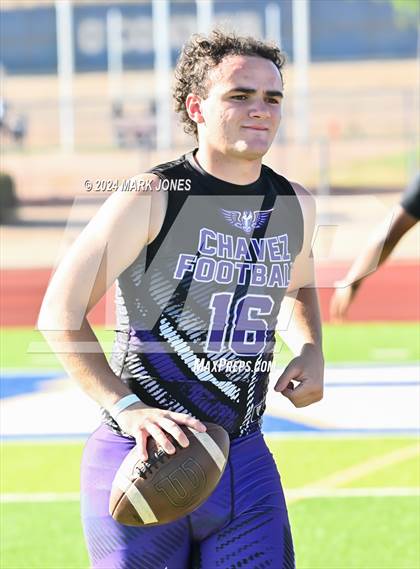 Thumbnail 2 in Greenway vs. Cesar Chavez (O'Connor 7 on 7 -  Saturday Night Lights) photogallery.