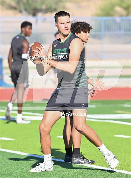 Thumbnail 2 in Greenway vs. Cesar Chavez (O'Connor 7 on 7 -  Saturday Night Lights) photogallery.