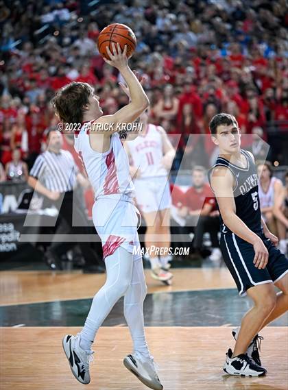 Thumbnail 2 in Mount Si vs. Olympia (WIAA 4A Round 3 State Playoff) photogallery.