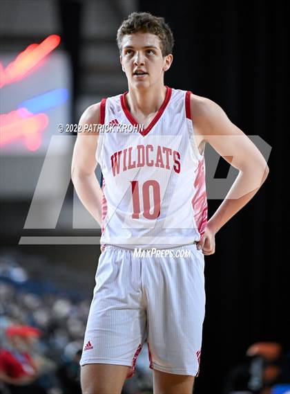 Thumbnail 3 in Mount Si vs. Olympia (WIAA 4A Round 3 State Playoff) photogallery.