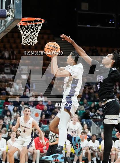 Thumbnail 2 in DSST: Green Valley Ranch vs Kent Denver (CHSAA 4A Great 8) photogallery.