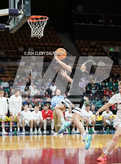 Thumbnail 3 in DSST: Green Valley Ranch vs Kent Denver (CHSAA 4A Great 8) photogallery.
