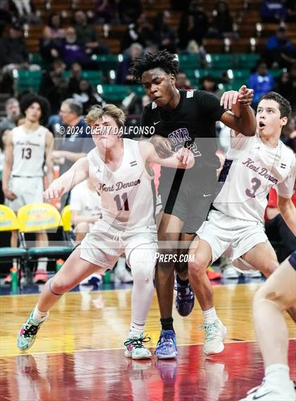 Thumbnail 2 in DSST: Green Valley Ranch vs Kent Denver (CHSAA 4A Great 8) photogallery.