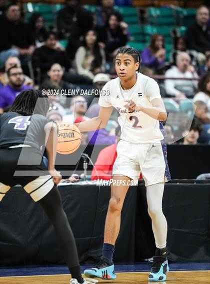 Thumbnail 3 in DSST: Green Valley Ranch vs Kent Denver (CHSAA 4A Great 8) photogallery.