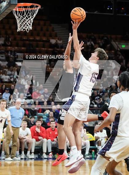 Thumbnail 3 in DSST: Green Valley Ranch vs Kent Denver (CHSAA 4A Great 8) photogallery.