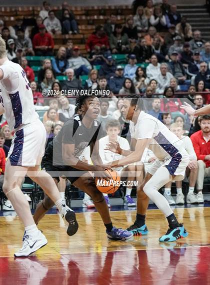 Thumbnail 1 in DSST: Green Valley Ranch vs Kent Denver (CHSAA 4A Great 8) photogallery.