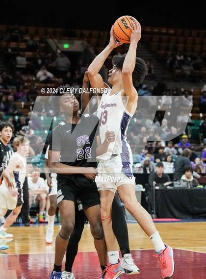Thumbnail 3 in DSST: Green Valley Ranch vs Kent Denver (CHSAA 4A Great 8) photogallery.