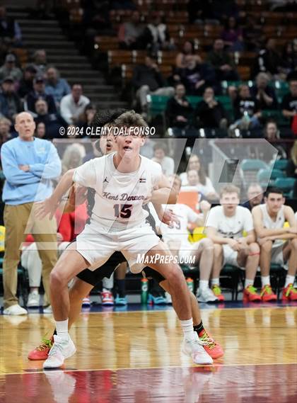 Thumbnail 3 in DSST: Green Valley Ranch vs Kent Denver (CHSAA 4A Great 8) photogallery.
