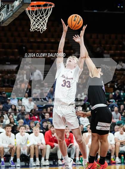 Thumbnail 3 in DSST: Green Valley Ranch vs Kent Denver (CHSAA 4A Great 8) photogallery.