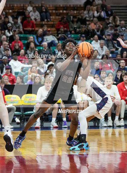 Thumbnail 2 in DSST: Green Valley Ranch vs Kent Denver (CHSAA 4A Great 8) photogallery.