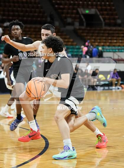 Thumbnail 1 in DSST: Green Valley Ranch vs Kent Denver (CHSAA 4A Great 8) photogallery.
