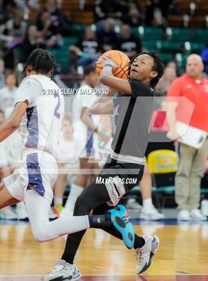 Thumbnail 1 in DSST: Green Valley Ranch vs Kent Denver (CHSAA 4A Great 8) photogallery.