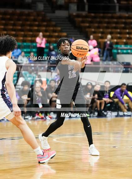 Thumbnail 1 in DSST: Green Valley Ranch vs Kent Denver (CHSAA 4A Great 8) photogallery.