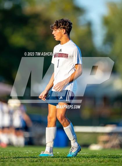 Thumbnail 3 in South Dearborn vs Greensburg (IHSAA 2A Sectional Round 1) photogallery.