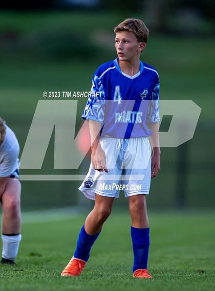 Thumbnail 3 in South Dearborn vs Greensburg (IHSAA 2A Sectional Round 1) photogallery.