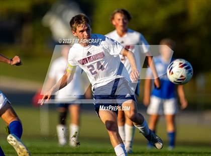 Thumbnail 3 in South Dearborn vs Greensburg (IHSAA 2A Sectional Round 1) photogallery.