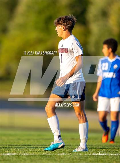 Thumbnail 3 in South Dearborn vs Greensburg (IHSAA 2A Sectional Round 1) photogallery.