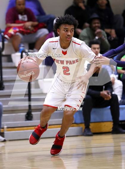 Thumbnail 3 in Christian vs. View Park (CIF SoCal D4 Finals) photogallery.