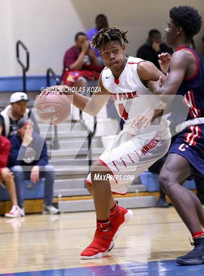 Thumbnail 1 in Christian vs. View Park (CIF SoCal D4 Finals) photogallery.