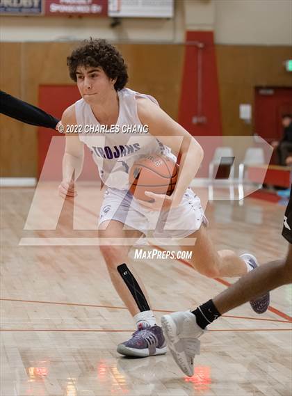 Thumbnail 1 in Saint Francis vs Petaluma (Rose City Basketball Tournament) photogallery.