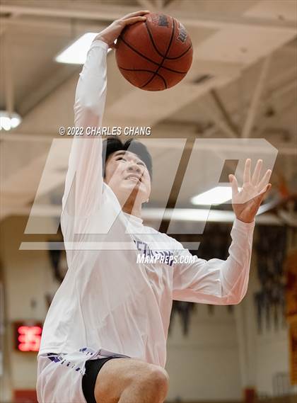 Thumbnail 1 in Saint Francis vs Petaluma (Rose City Basketball Tournament) photogallery.
