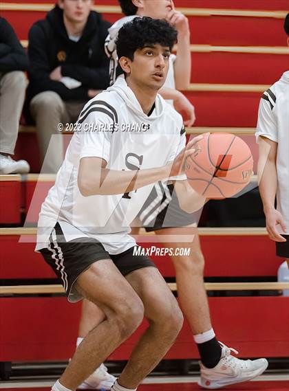 Thumbnail 3 in Saint Francis vs Petaluma (Rose City Basketball Tournament) photogallery.
