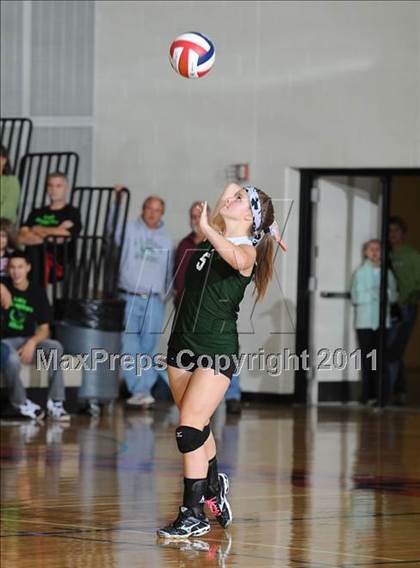 Thumbnail 2 in Grantsburg vs. Regis (WIAA Sectional Finals) photogallery.