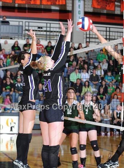 Thumbnail 2 in Grantsburg vs. Regis (WIAA Sectional Finals) photogallery.