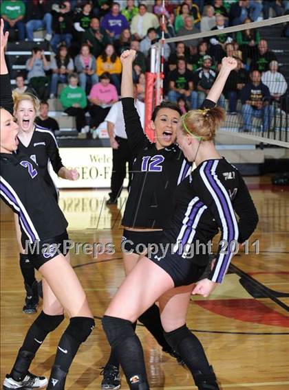 Thumbnail 3 in Grantsburg vs. Regis (WIAA Sectional Finals) photogallery.