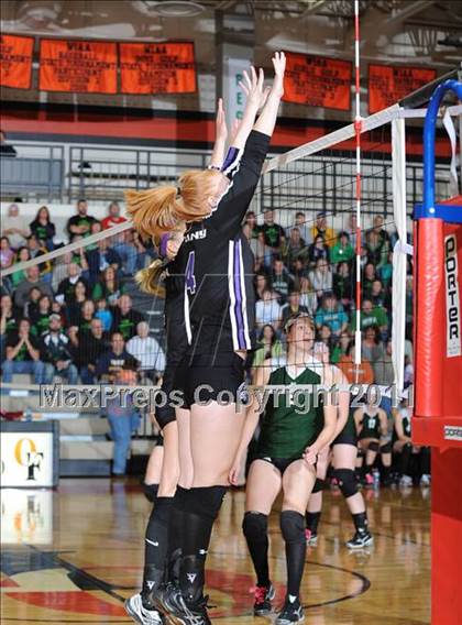 Thumbnail 2 in Grantsburg vs. Regis (WIAA Sectional Finals) photogallery.