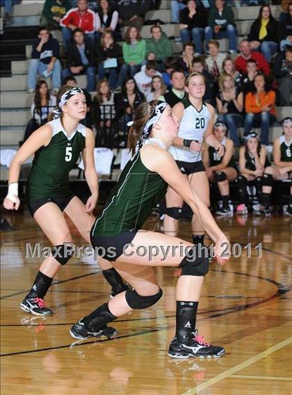 Thumbnail 1 in Grantsburg vs. Regis (WIAA Sectional Finals) photogallery.