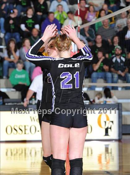 Thumbnail 2 in Grantsburg vs. Regis (WIAA Sectional Finals) photogallery.