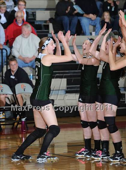 Thumbnail 3 in Grantsburg vs. Regis (WIAA Sectional Finals) photogallery.