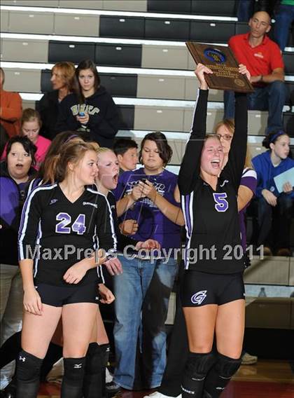 Thumbnail 1 in Grantsburg vs. Regis (WIAA Sectional Finals) photogallery.