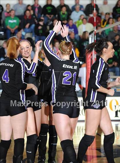 Thumbnail 2 in Grantsburg vs. Regis (WIAA Sectional Finals) photogallery.