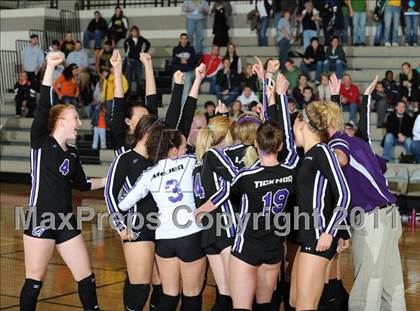 Thumbnail 1 in Grantsburg vs. Regis (WIAA Sectional Finals) photogallery.