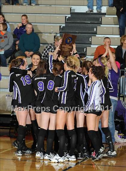 Thumbnail 3 in Grantsburg vs. Regis (WIAA Sectional Finals) photogallery.