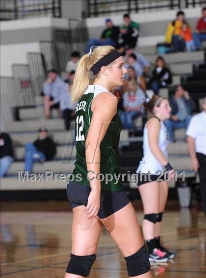 Thumbnail 3 in Grantsburg vs. Regis (WIAA Sectional Finals) photogallery.