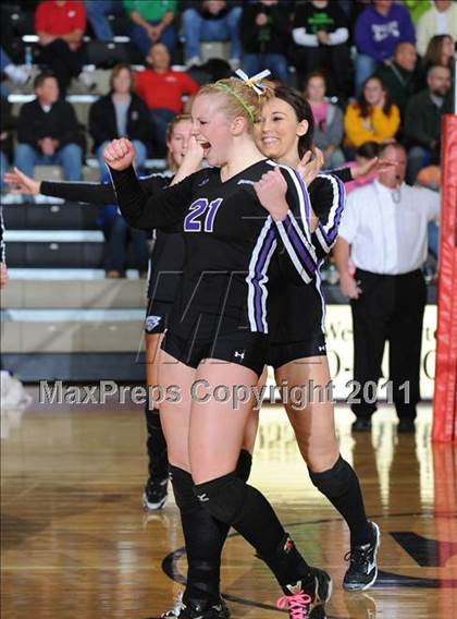 Thumbnail 2 in Grantsburg vs. Regis (WIAA Sectional Finals) photogallery.