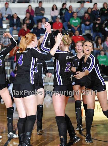 Thumbnail 3 in Grantsburg vs. Regis (WIAA Sectional Finals) photogallery.