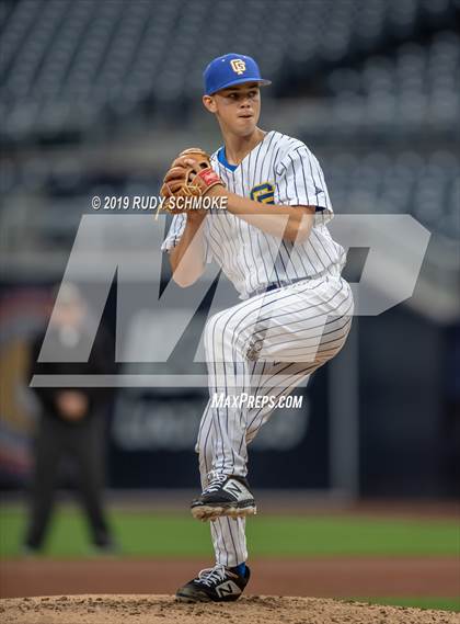 Thumbnail 1 in CIF San Diego Section All-Star Game photogallery.